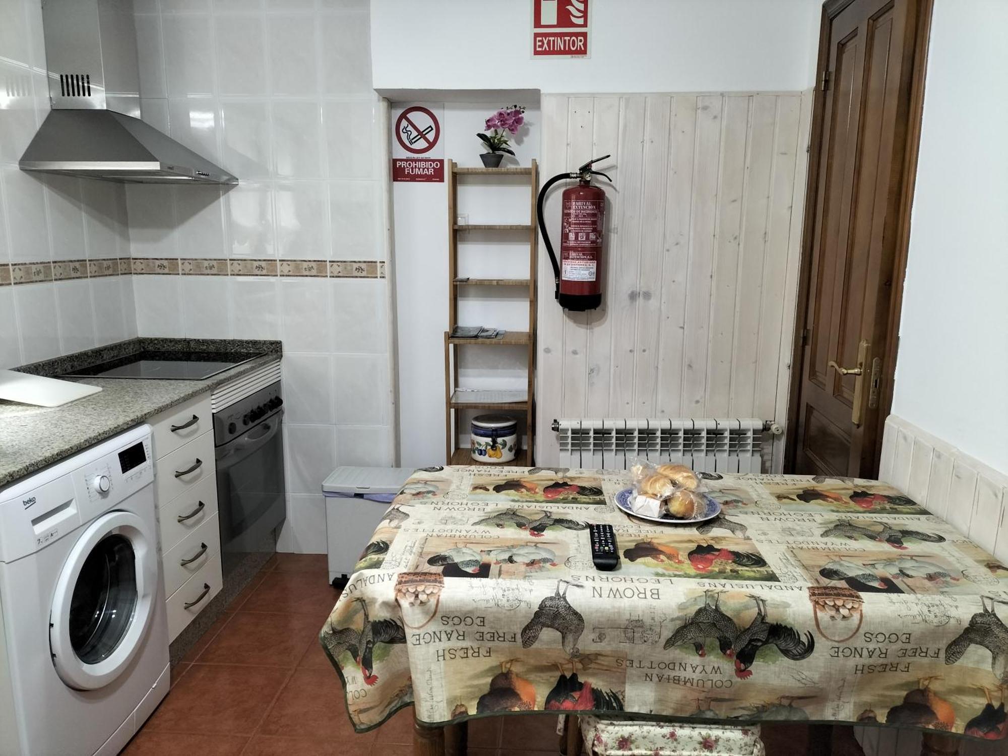 V.V Casa Mones Apartment Cangas de Onis Ruang foto